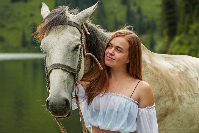3-Day Private Horseback Riding and Hiking Tour in Kolsay - What the Guides Add to the Experience