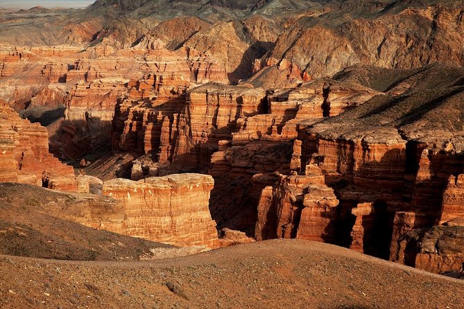Advantures in Charyn Canyon. Private tour. - The road to the canyon