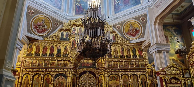 Almaty: Full Day City Tour with Lunch and Museum Tickets - Panfilov Park and the memory of war