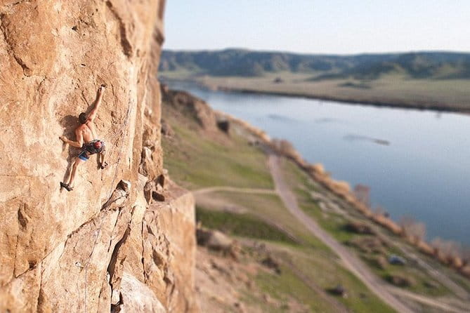 Almaty: Kolsay, Kaindy Lakes and Black Canyon Day Trip - Who should book this experience?