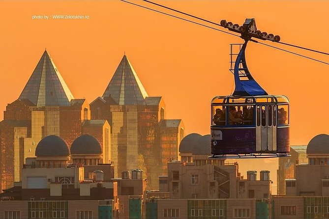 Almaty Original City Tour - Panfilov Park and the wooden cathedral