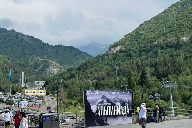 Almaty Walking Tour: 9 Must-See Sights in a Small Group - Arasan Wellness and SPA, a Soviet-Era Public Bath