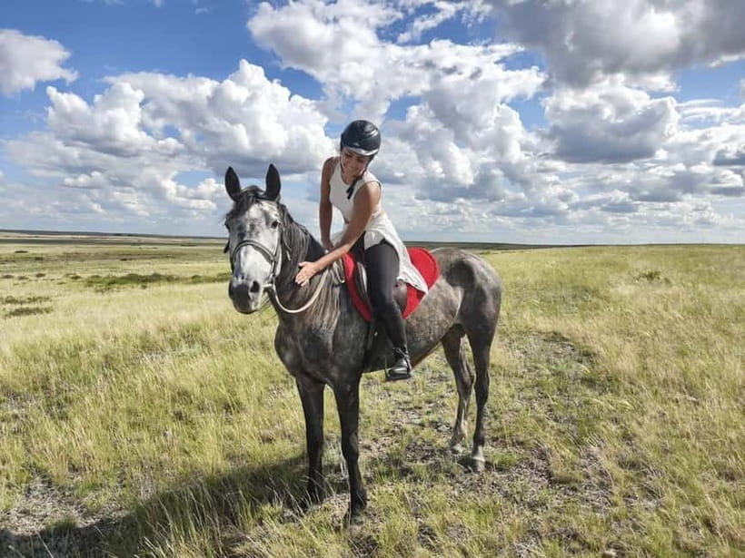 Astana: 2-Day 1-Night Ranch Stay & Tour Historic Mausoleum - Day one: riding lessons, a yurt meal, and Kabanbai Batyr