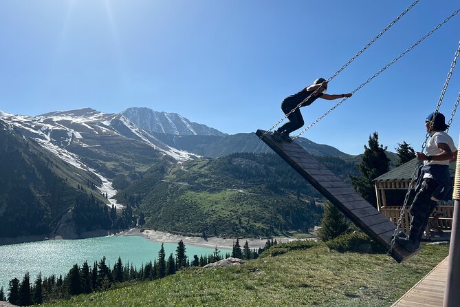 Big Almaty Lake: Choose Your Adventure on Foot or by Car - The hiking route: effort before the turquoise water