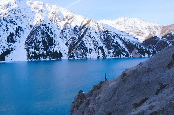 Big Almaty Lake tour by hiking - Reaching the lake at 2,800 meters