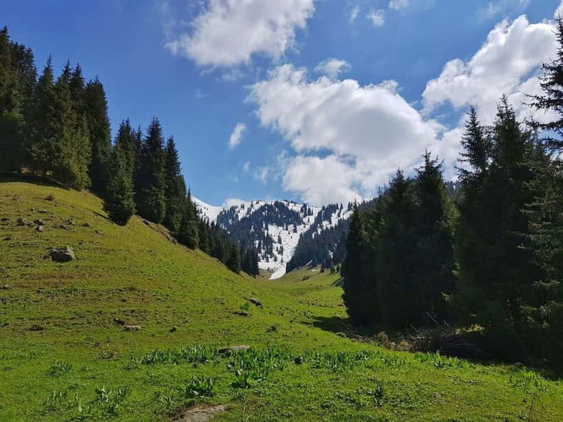 "Butakovka Waterfall" - a half day tour - Leaving Almaty for the Butakovka foothills