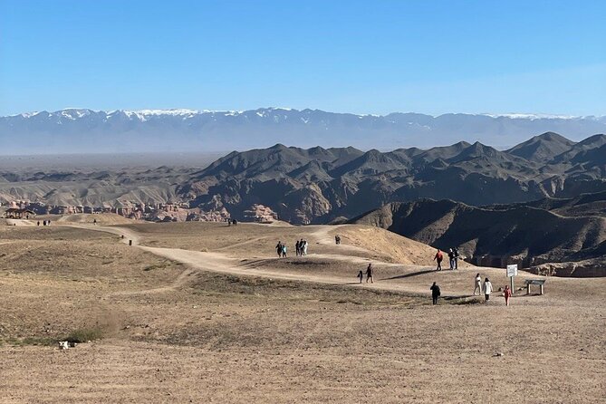 Charyn Canyon and Black Canyon 1 Day Private Tour - Why Charyn Canyon deserves the long ride