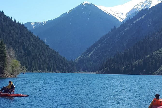 Charyn canyon, Kolsai lake, Kaindy lake 2 Days - Charyn Canyon: two hours among red rock