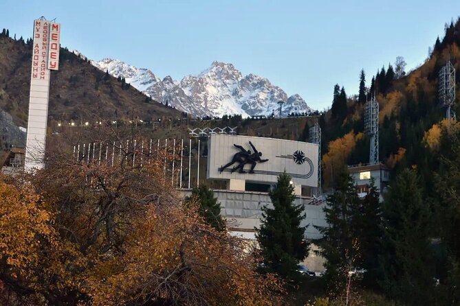 Group: Medeu, Shymbulak, Cathedral, 28's park, Market, Koktobe - Shymbulak and the cable car decision