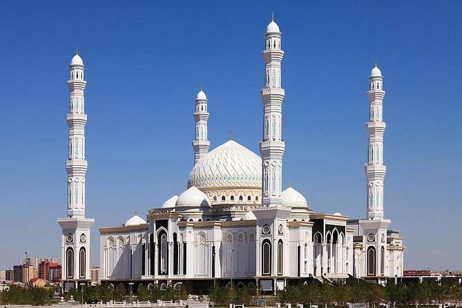 Half-Day Tour ( 4 hours) - Khan Shatyr, the giant tent at the axis