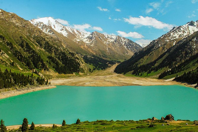 Medeu and Shymbulak + Big Almaty Lake and Falcon show (Private day-tour) - Why this Almaty day trip works