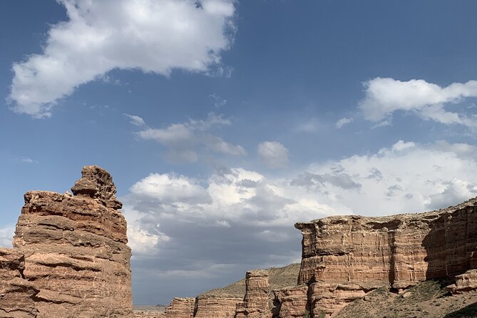 One Day Private Kolsay Lake, Charyn and Black canyon - Charyn Canyon: red rock with limited time