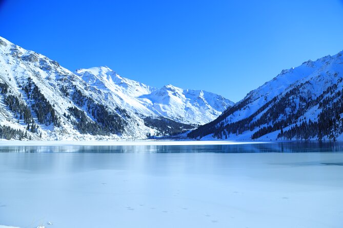 Private Big Almaty Lake Hiking Tour with alternatgive Pipeline - What the private format changes