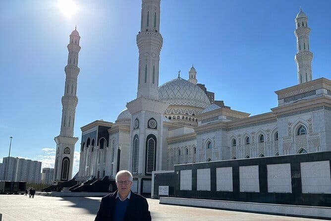 Private Half-Day City Tour of Astana in Comfort - Ak Orda and Astana’s political center