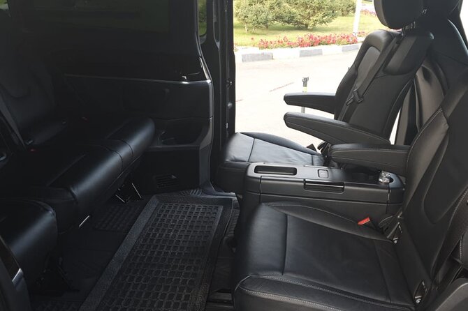 Private Transfer from Nursultan Nazarbayev (NQZ) Airport to Astana - The chauffeur and the first ride into Astana